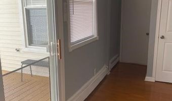 14 MEADOW St, Bayonne, NJ 07002