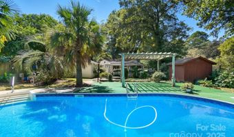 955 Hickory Nut St, Charlotte, NC 28205