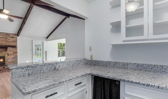 4415 Parkridge Dr, Benton, LA 71006