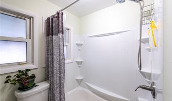 588 Jackson St, Amherst, OH 44001