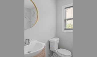 20 Maple Ct, Hopkinton, RI 02804