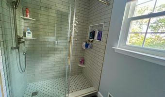 94 Georgetown Blvd, Barnegat, NJ 08005