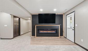 22980 105th St, Anamosa, IA 52205