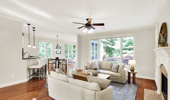 4498 Nottinghill Dr, Avon, IN 46123