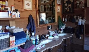 2240 Racetrack Hollow Rd, Anderson, MO 64831