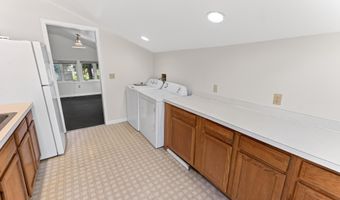 102 DELAWARE Ave, Delmar, DE 19940