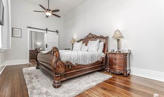 217 W 1st St, Abilene, KS 67410