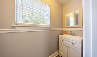 60 Boulder Dr, Batesville, AR 72501