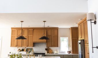 1753 Karnis Dr NW, Alexandria, MN 56308