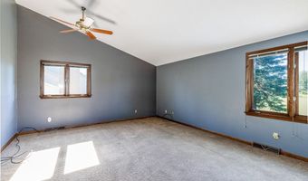 55 Hunt Club Cir, Amherst, NY 14051