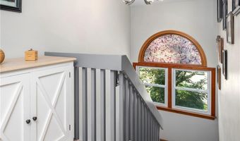 7 Aurora Dr, Cumberland, RI 02864