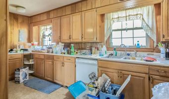 542 Ga Highway 64, Alma, GA 31510