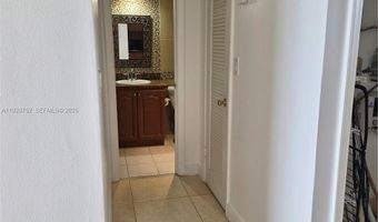 2910 Point East Dr M610, Aventura, FL 33160