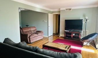 1209 Island Dr 204, Ann Arbor, MI 48105
