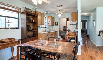331 Lanesville Dr, Apalachicola, FL 32320