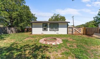 207 E Purdom Ave, Alvarado, TX 76009