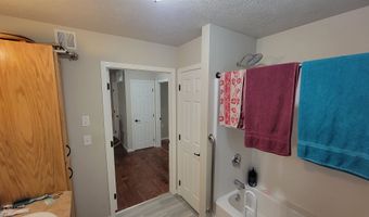 102 10th Ave, Belle Fourche, SD 57717