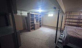 711 S Simon St, Ada, OH 45810