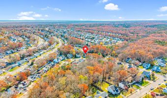 21 Shelli Ter, Barnegat, NJ 08005