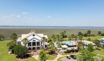 110 Coosaw Club Dr, Beaufort, SC 29907
