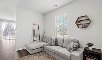 60 Backwater St, Port Royal, SC 29006