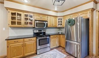 1426 E State Line Rd, Baxter Springs, KS 66713