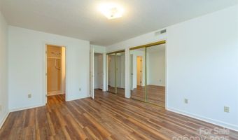 3101 Idle Hour Dr, Asheville, NC 28806
