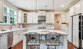 10122 Cameron Ridge Dr, Ashland, VA 23005