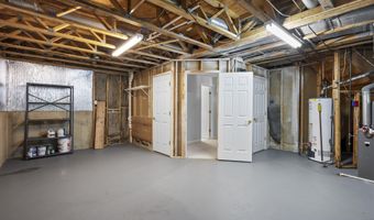 6631 THURLTON Dr, Alexandria, VA 22315