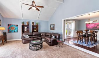 343 Oakleigh Woods Dr, Ballwin, MO 63011