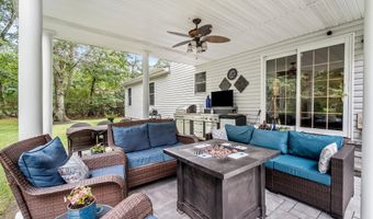 14 Teaberry Ln, Bass River, NJ 08087
