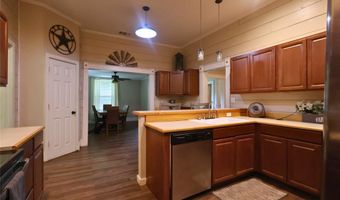 210 Hopkins, Alba, TX 75410