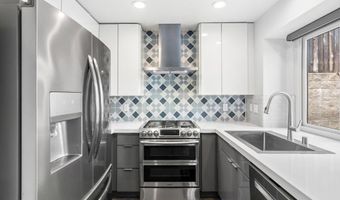6749 Alamo Ct, La Mesa, CA 91942