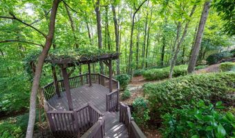 5185 Catalpa Knl, Acworth, GA 30101