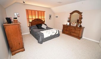 933 Amesbury Ct, Indianapolis, IN 46217