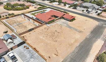 19678 Red Feather Rd, Apple Valley, CA 92307