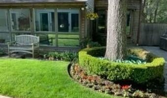 29 Sturgis Ln, Barnstable, MA 02630