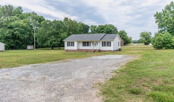 12491 CLINTON HEIGHTS Dr, Ashland, VA 23005