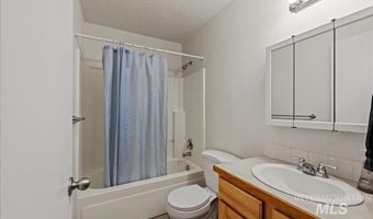 3204 Arcadian Dr, Caldwell, ID 83605