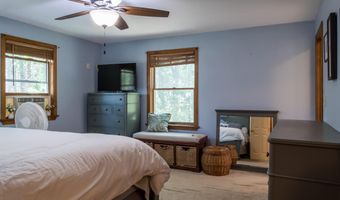 9 Kennebec Cir, Bath, ME 04530