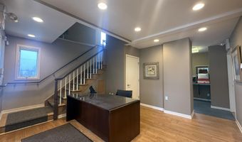 2405 S Main St, Ann Arbor, MI 48103