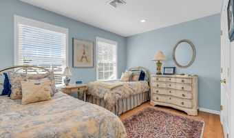 22 Woodland Ave, Manasquan, NJ 08736