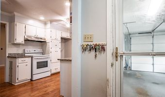 153 Hemlock Rd, Batesville, MS 38606