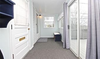 139 Coggeshall Ave, Newport, RI 02840