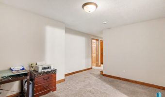 218 Douglas Blvd, Baltic, SD 57003