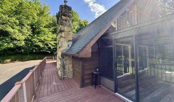 7409 Timberline Trl, Arena, WI 53503