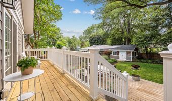 132 S GARFIELD St, Arlington, VA 22204