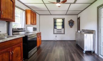 605 Plantation Dr, Adel, GA 31620