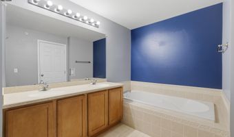 3201 Asher Rd, Ann Arbor, MI 48104