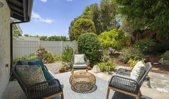 2550 Unicornio St, Carlsbad, CA 92009